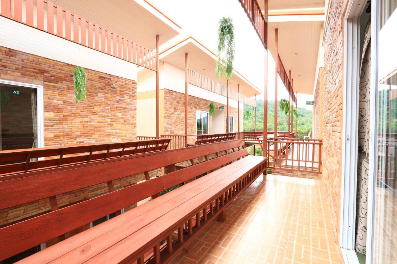 Hotel Rak Na Khaoyai à Mu Si Extérieur photo
