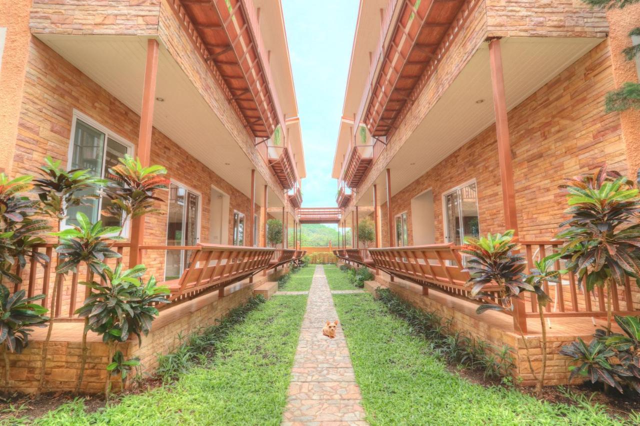 Hotel Rak Na Khaoyai à Mu Si Extérieur photo